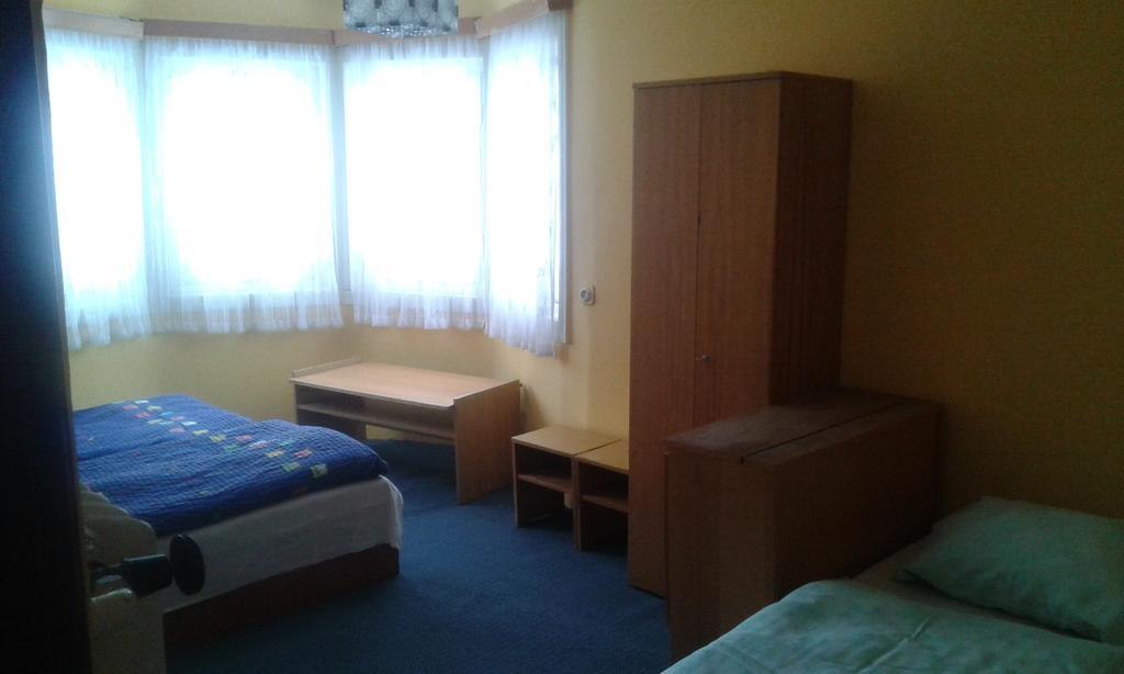 Hotel Pomnenka Pec pod Snezkou Esterno foto
